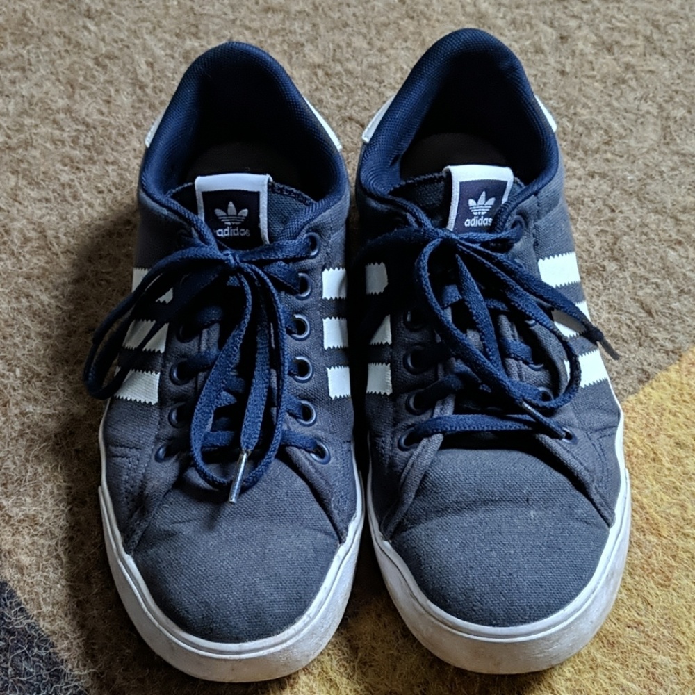 Adidas navy canvas sneaker
